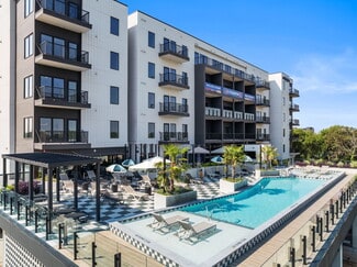 2623 Keene St, Houston, TX 77009