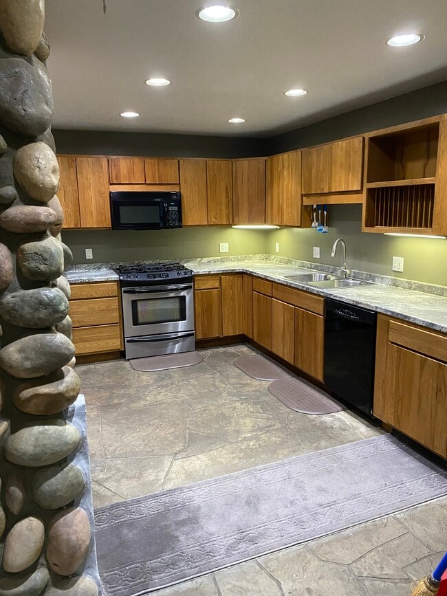 347 Homestead Loop, Sandpoint, ID 83864 - photo 6