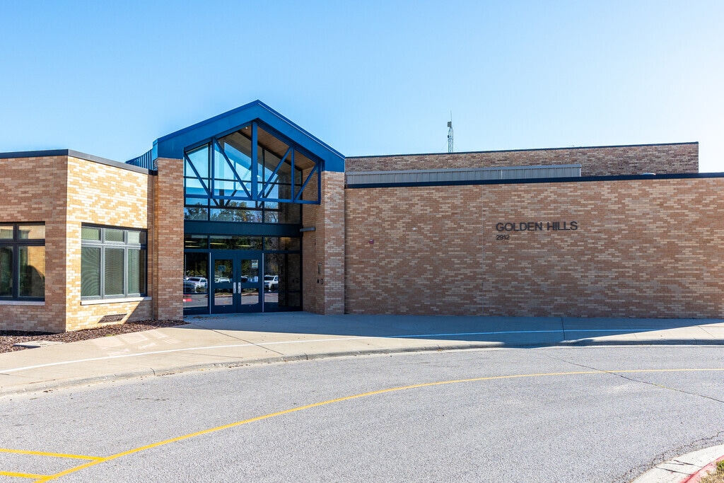 Golden Hills Elementary offers a great environment for your child to excel.