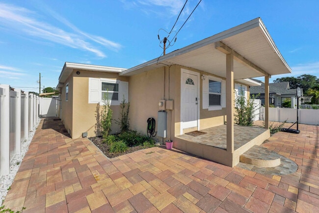 3317 W St Conrad St unit ID1324834P, Tampa, FL 33607 - photo 6