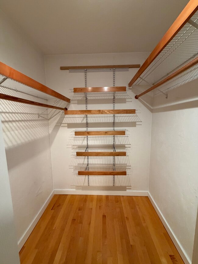 24 Lee St unit 1, Worcester, MA 01602 - photo 7