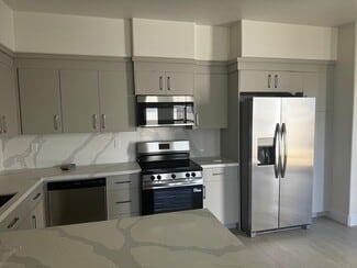 2125 Moffett Rd, Ceres, CA 95307