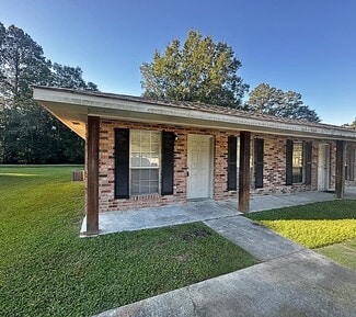 111 Mallard Dr, Hammond, LA 70401