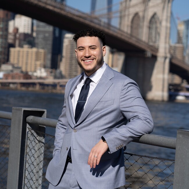 Agent Photo