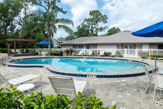 100 Bent Tree Dr, Daytona Beach, FL 32114