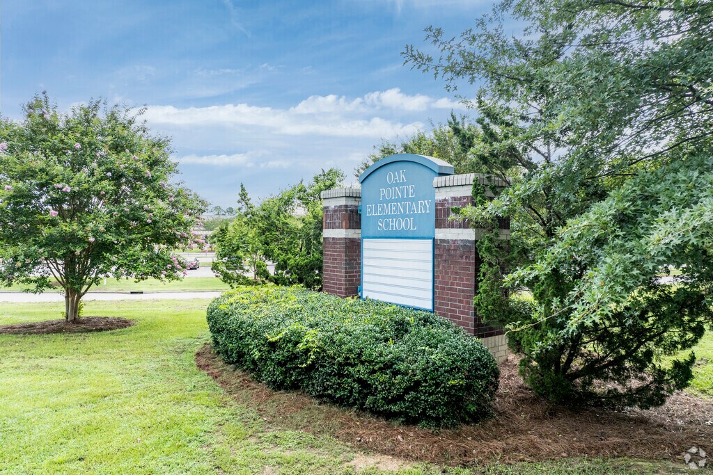 Oak Point Elementary School in St. Andrews has an overall Niche score of A.