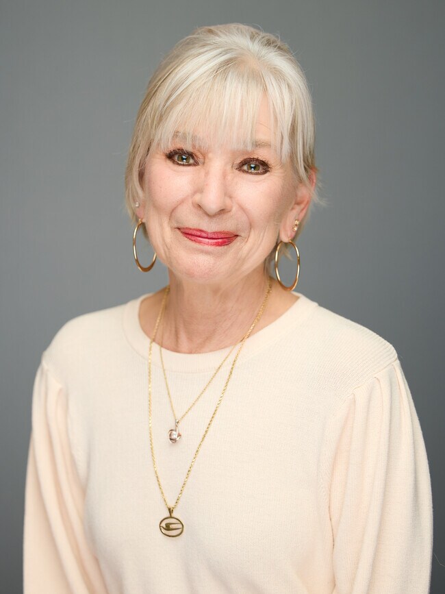 Lynda Hansen Wells