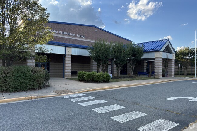 Ashland Elementary School serves the community of Manassas.
