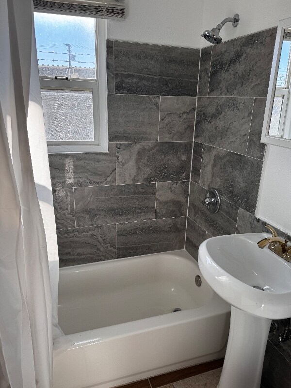 8557 Juniper Ave unit 20, Fontana, CA 92335 - photo 3