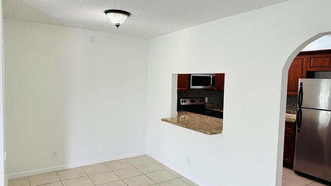 1006 Green Pine Blvd, West Palm Beach, FL 33409 - photo 3