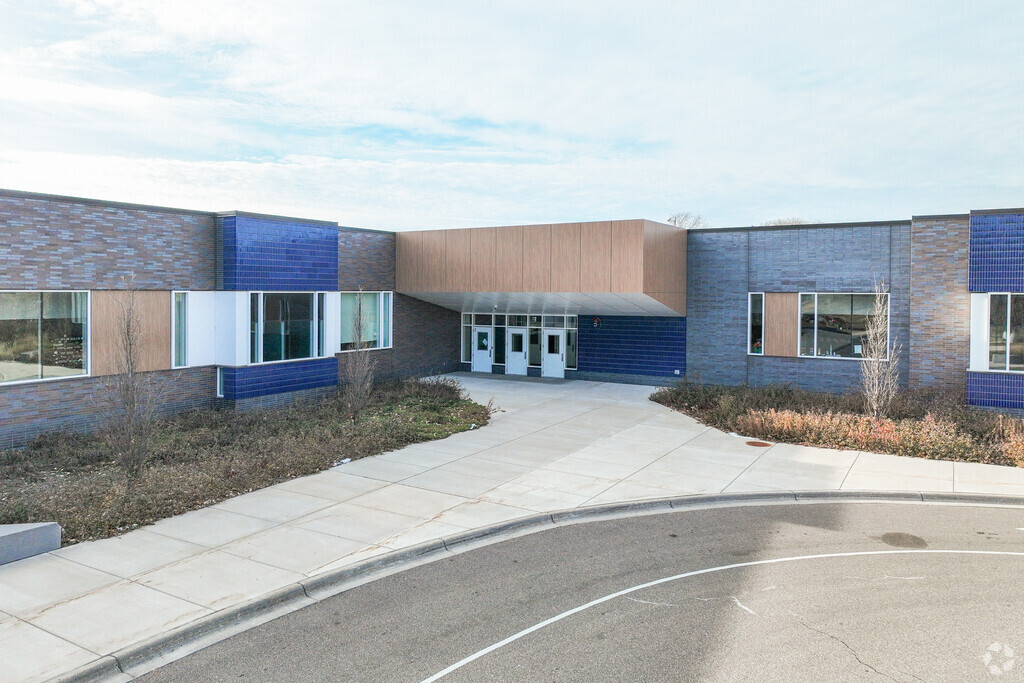 Rivereast Program is a public school located in Saint Paul, MN.