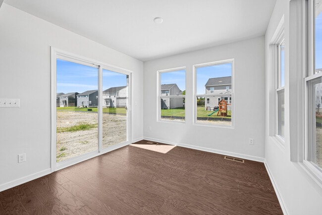 54759 Heron Cir, Chesterfield, MI 48047 - photo 6