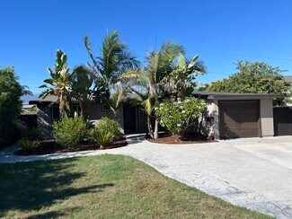 1825 Walnut Creek Ct, West Covina, CA 91791