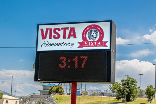 An electronic sign alternates the time with announcements at Vista Elementary School.