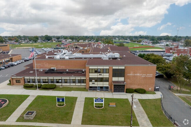 Gen. Douglas MacArthur Senior High School in Levittown has 1,270 students with a ratio of 12:1.