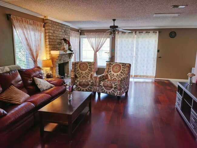 3206 Sturbridge Ln, Sugar Land, TX 77479 - photo 3