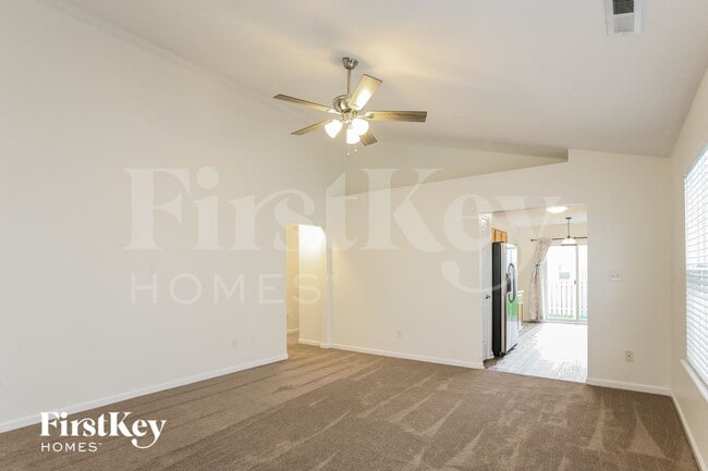 467 Vernon Place, Westfield, IN 46074 - photo 3