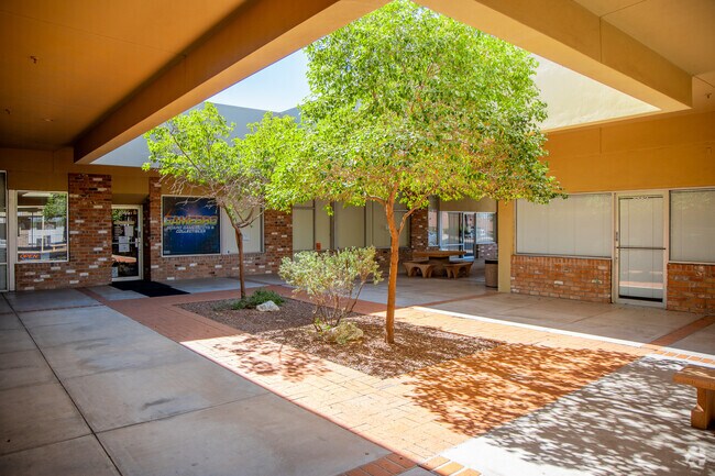 Shade is a commodity in Broadway Pantano East which the Berkshire Shoppes boasts.