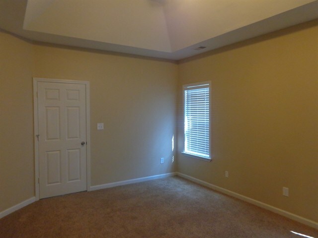 1587 Sutton Meadow Ln, Cordova, TN 38016 - photo 6