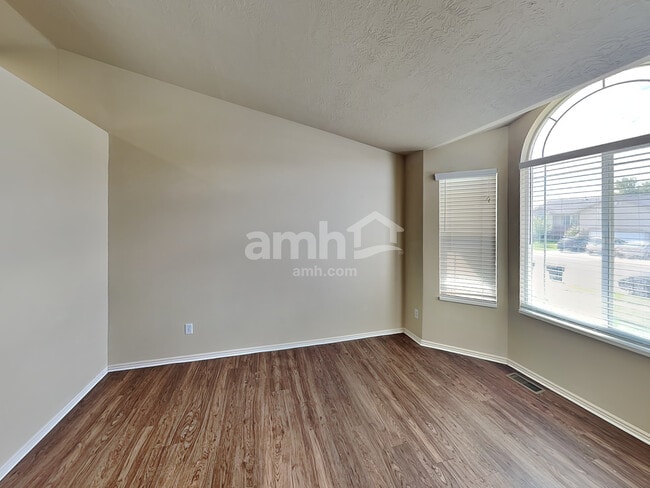 2259 S 2635 W, Syracuse, UT 84075 - photo 7