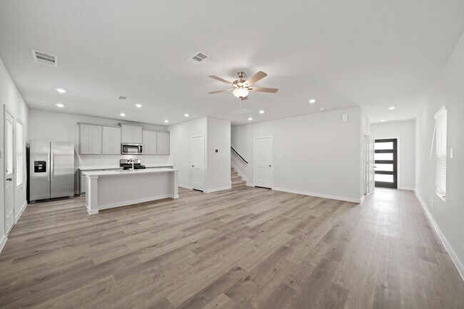 7906 Alset Dr, Magnolia, TX 77354 - photo 5