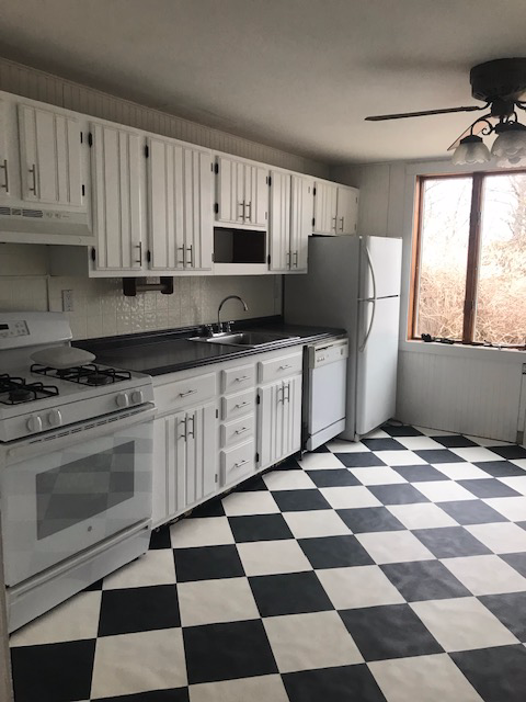 7 Long Island Ave, Yaphank, NY 11980