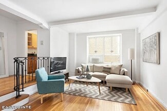 200 W 20th St Unit 1401, New York, NY 10011