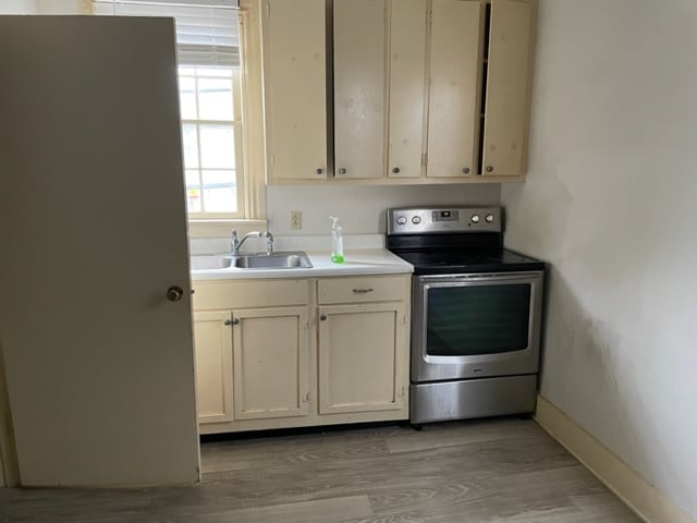 1018 S High St unit 2, Columbia, TN 38401 - photo 2