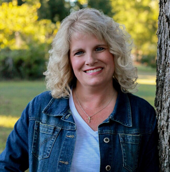 Amy Elliott