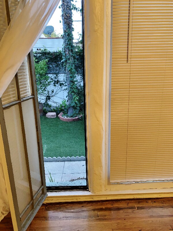 806 4 5-805 N Poinsettia Place unit 4, Los Angeles, CA 90046 - photo 6