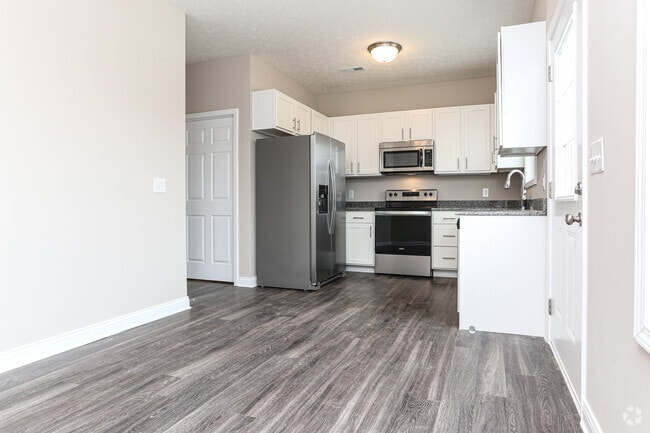 2BR, 2.5BA - 1,167 SF - Townhome - Kitchen