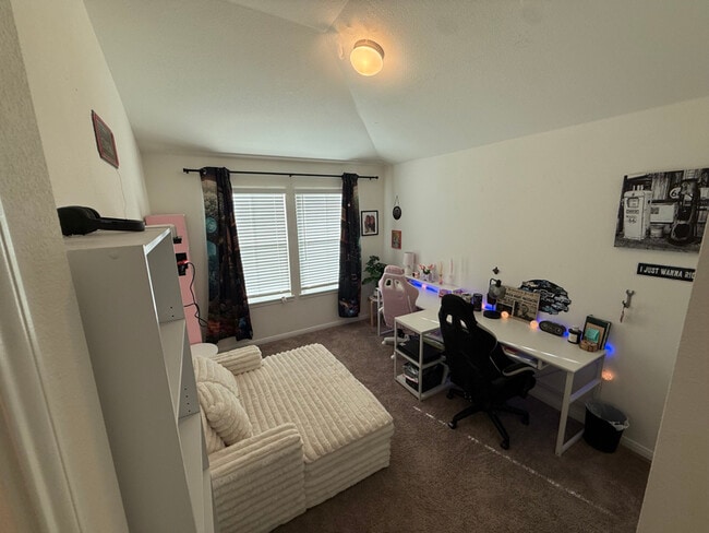 9802 Tarabon Cove, Killeen, TX 76542 - photo 4