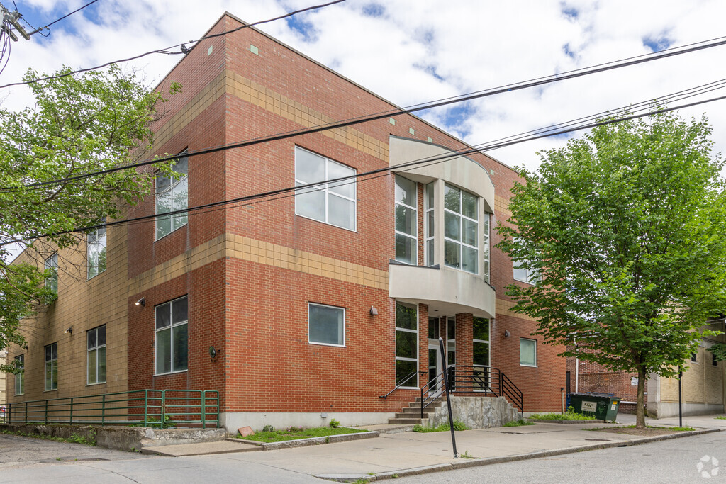The Torah Academy, a private school in Brookline, MA.