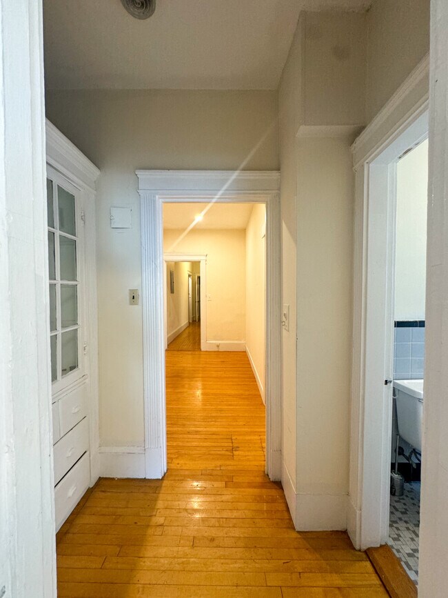 223 N Harvard St unit 8, Allston, MA 02134 - photo 4