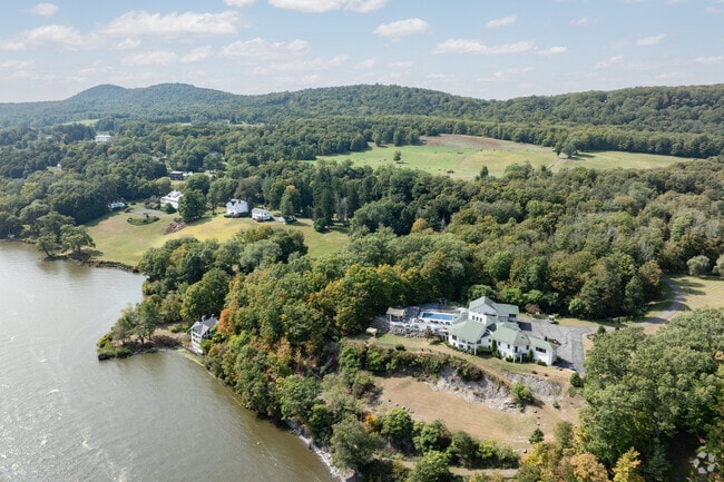 Along the Hudson River lie some of Esopus's largest estates.
