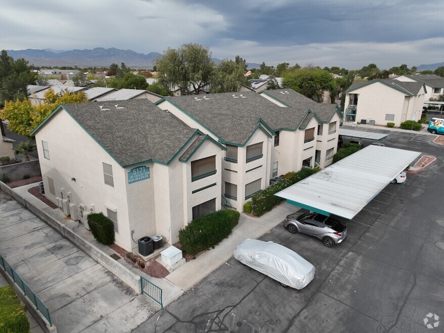 5171 Lindell Rd unit A202, Las Vegas, NV 89118 - photo 2