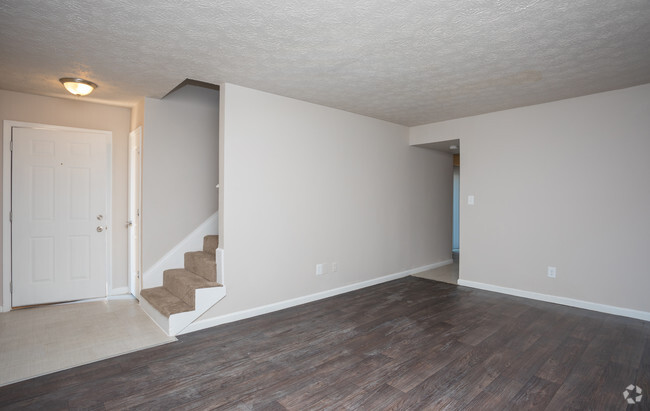 2BR, 1.5BA - 1,114 SF