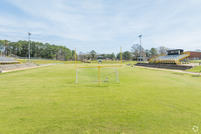 Mendenhall High School serves students in grades 9 through 12.