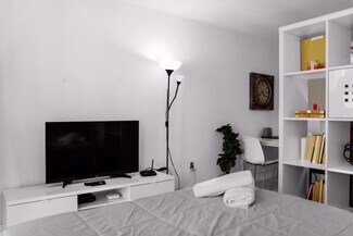 1200 Brickell Bay Dr Unit FL21-ID1022205P, Miami, FL 33131