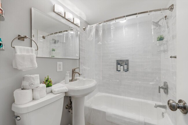 814 Randolph St NW unit ID1037745P, Washington, DC 20011 - photo 7