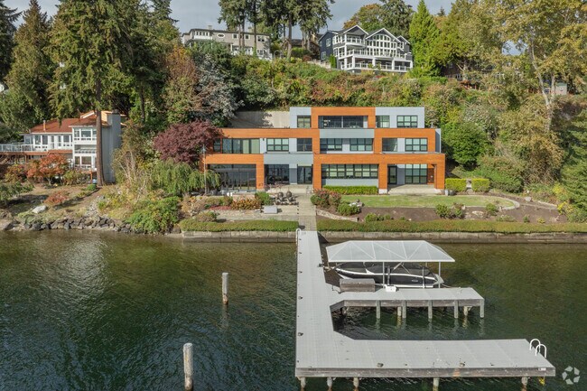 Contemporary homes are common on the East Mercer water front.