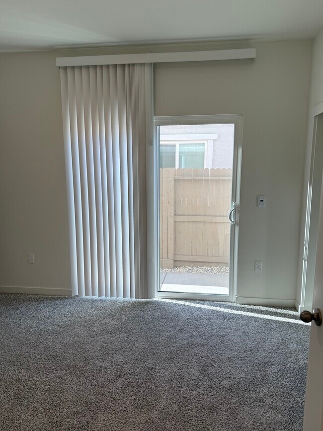 8081 Trapper Ranch Rd unit 1, Roseville, CA 95747 - photo 7