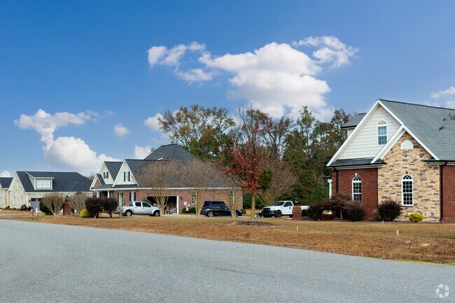 Boon Hill Township has a population of around 7,820 people.