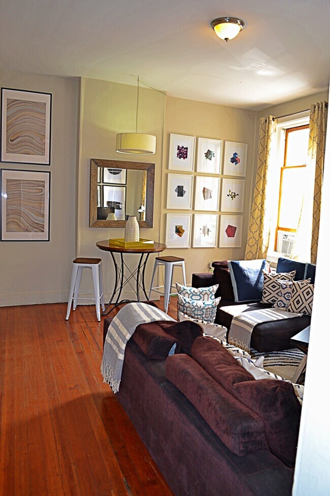 437 Hanover St unit 2, Boston, MA 02113 - photo 6