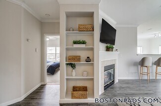 10 Primrose Way Unit ST, Haverhill, MA 01830