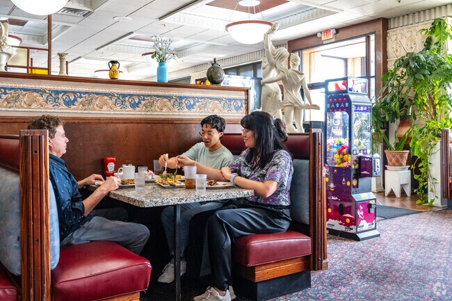 The Pallas Restaurant near Biwers Woods is a popular restaurant serving Greek options.