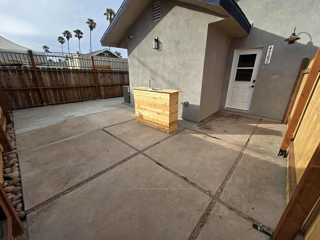 4762 Voltaire St, San Diego, CA 92107 - photo 7