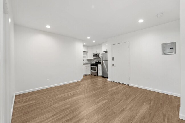 925 W 30th St unit 13, Los Angeles, CA 90007 - photo 4