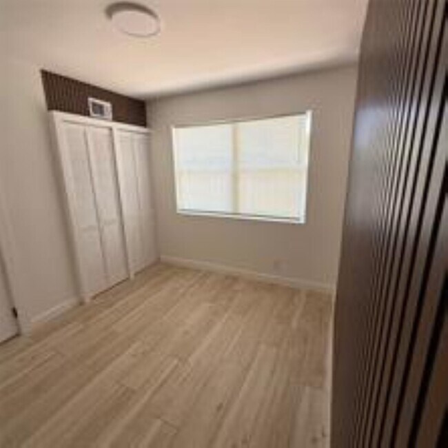 1827 N Dixie Hwy unit 2, Fort Lauderdale, FL 33305 - photo 6