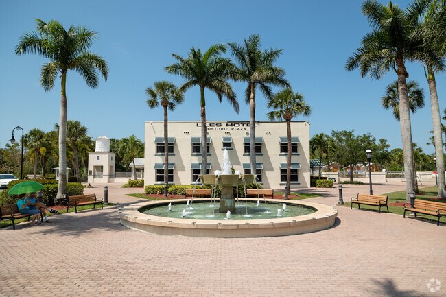 This water fountain can be found in front of the historic Lyles hotel museum.